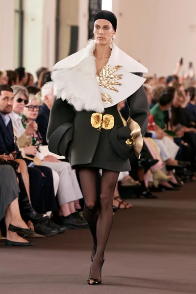 Look 4